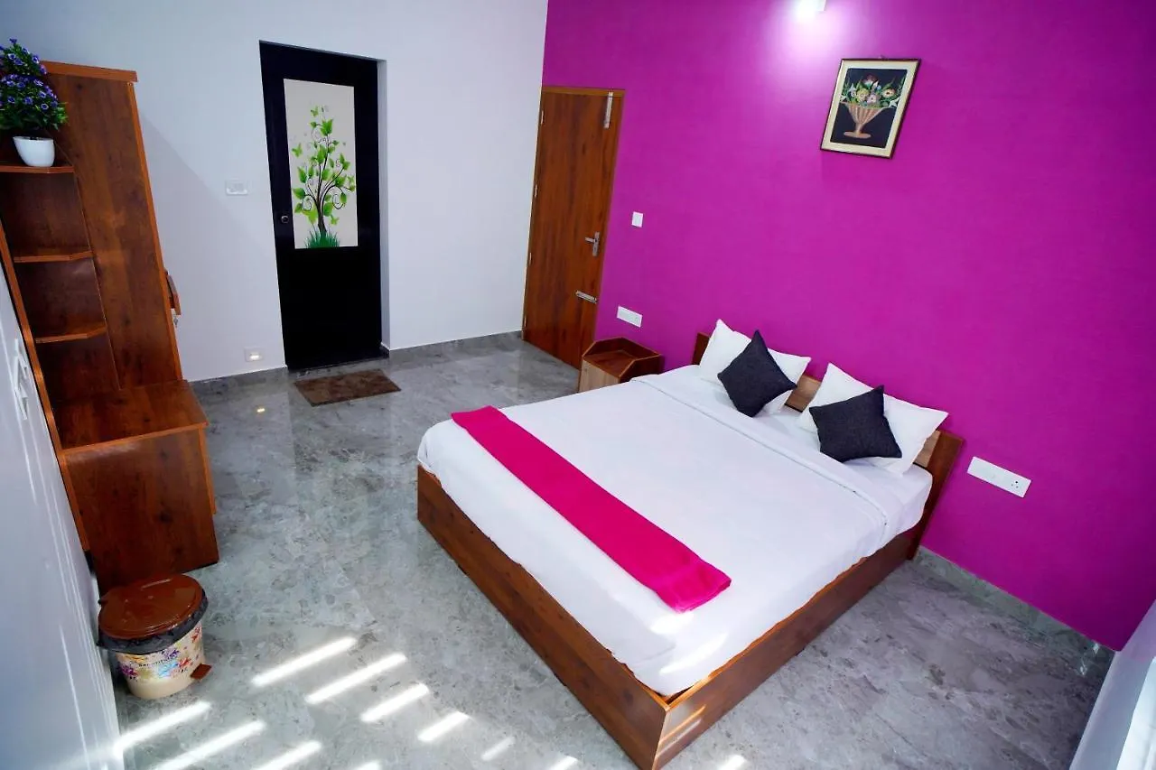 Vaishnavam Home Stay تيكَدِيْ 0*,